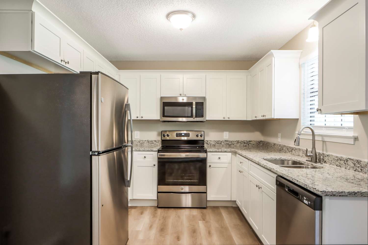 155 Russell Dr, Hiram photo 10
