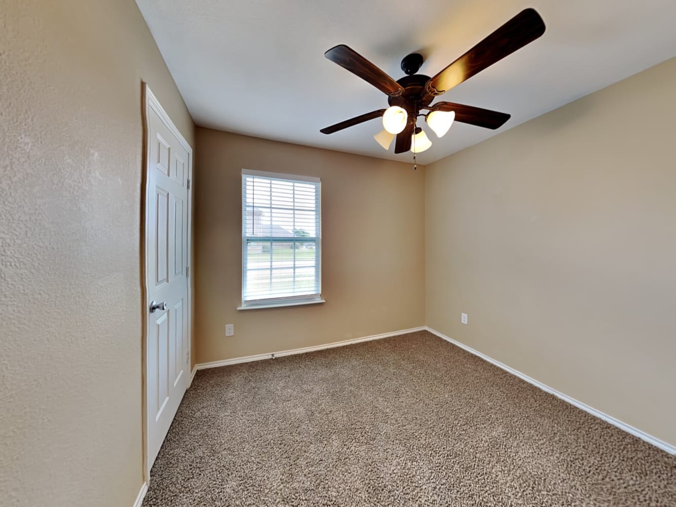 15617 Gatsby Ln, Dallas photo 11