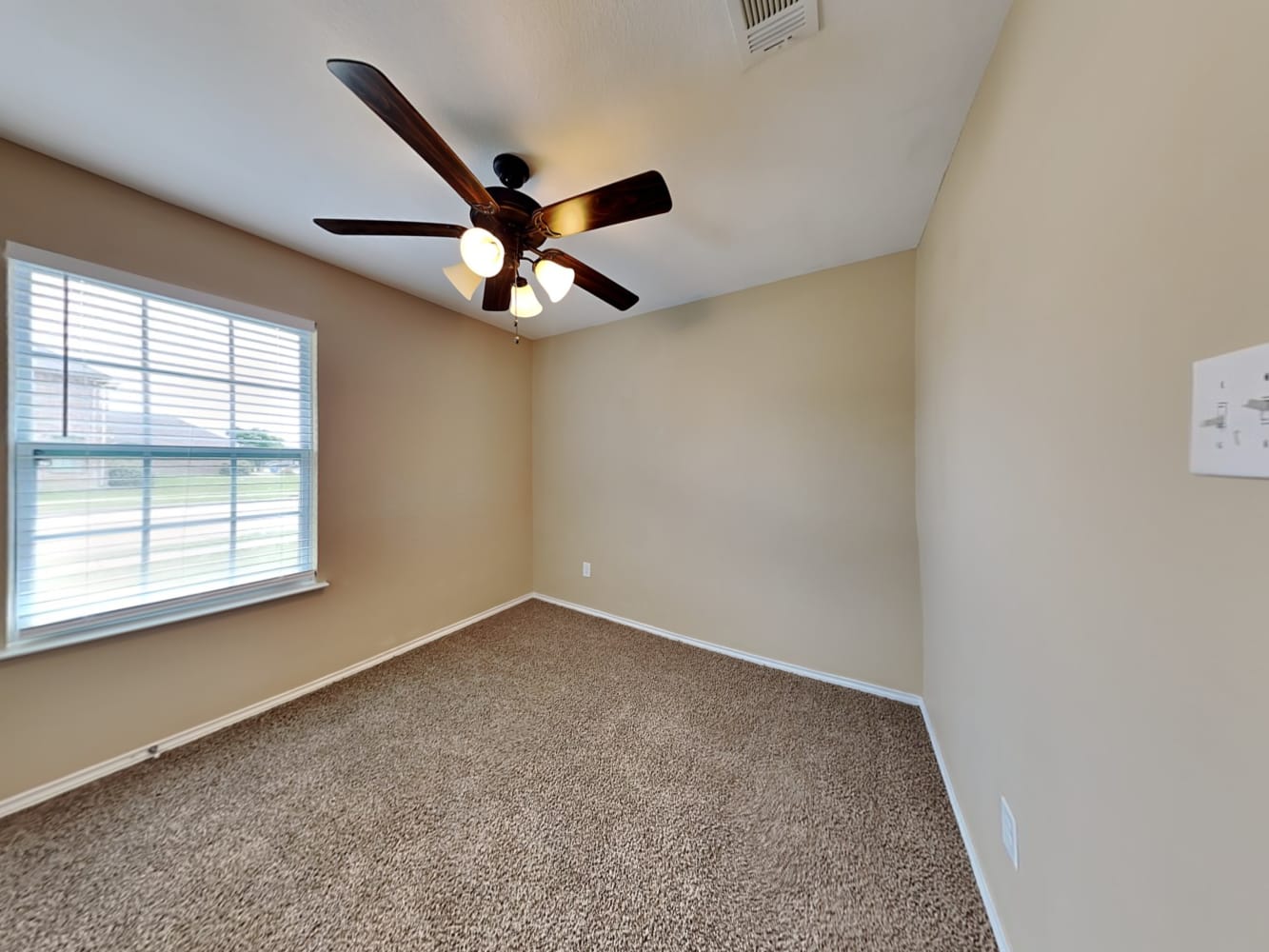 15617 Gatsby Ln, Dallas photo 12