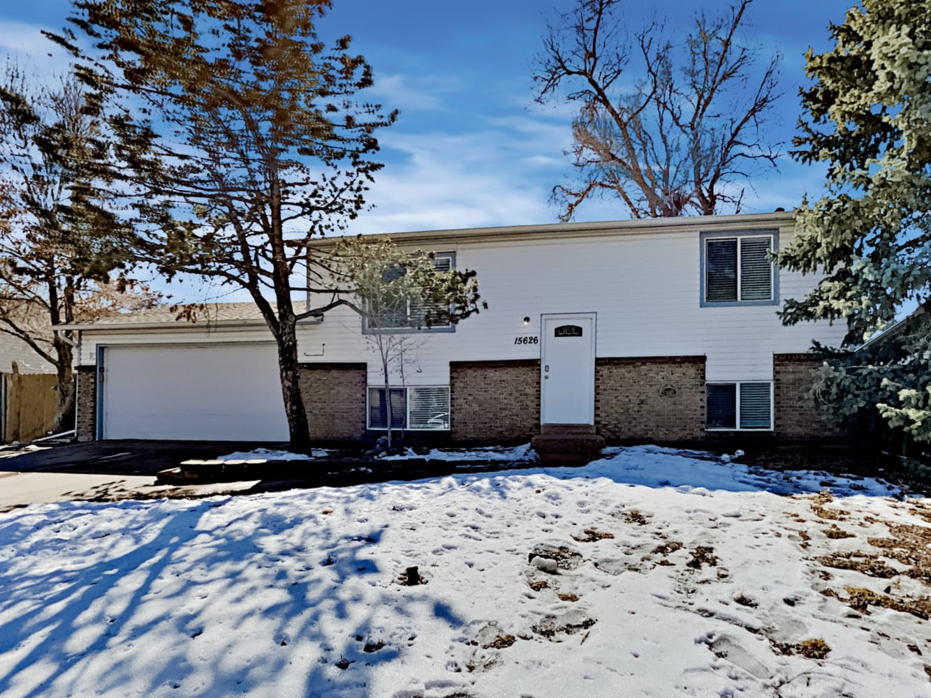 Front of 15626 E Floyd Ave, Aurora, CO