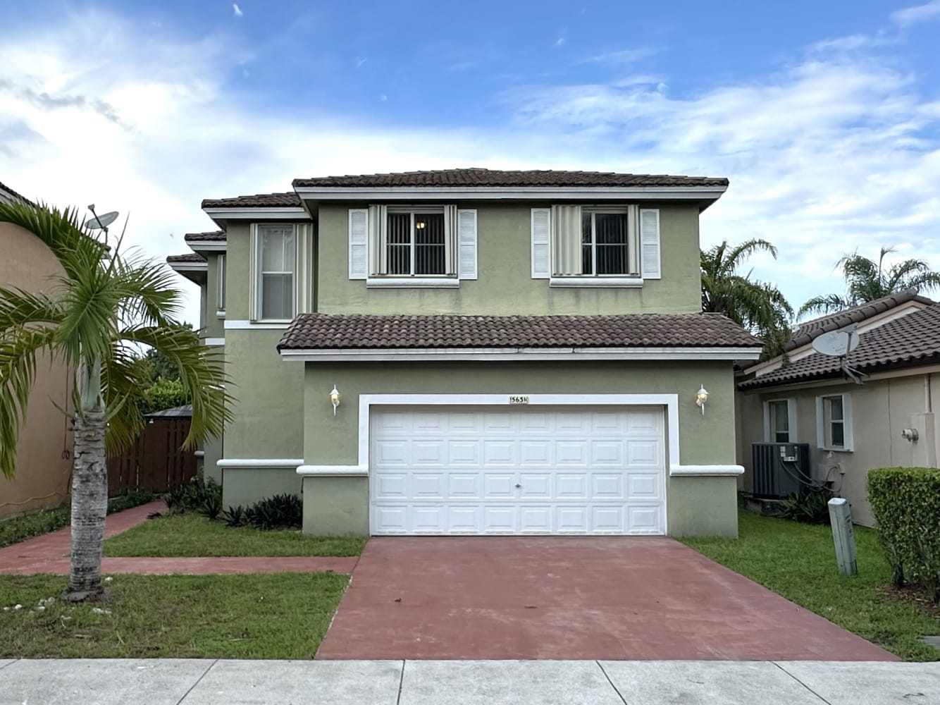 Front of 15631 SW 112th Way, Miami, FL
