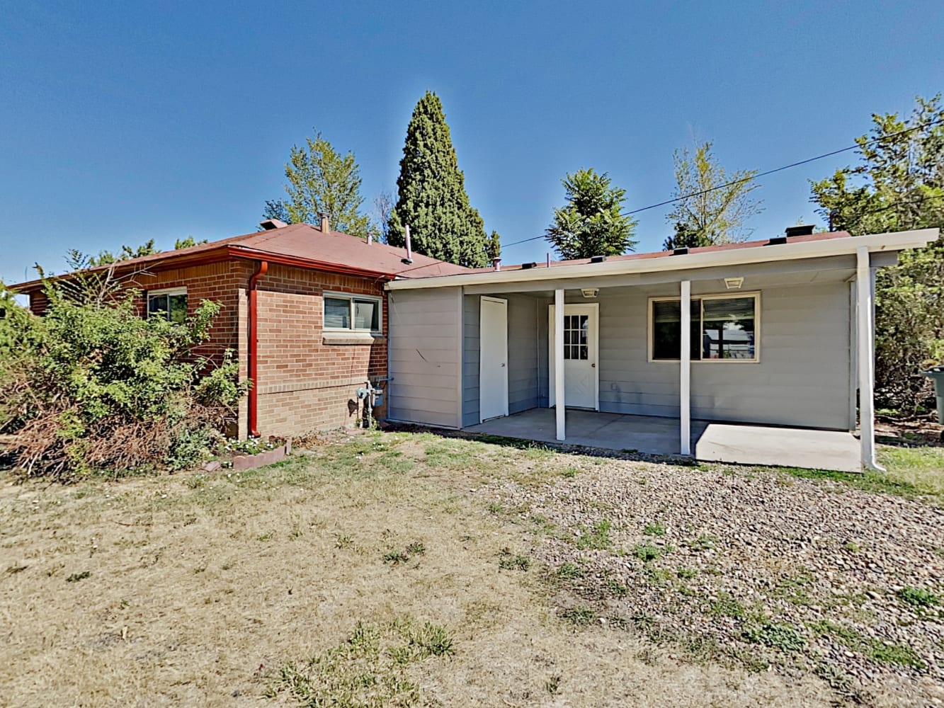 Front of 1570 Oak Pl, Thornton, CO