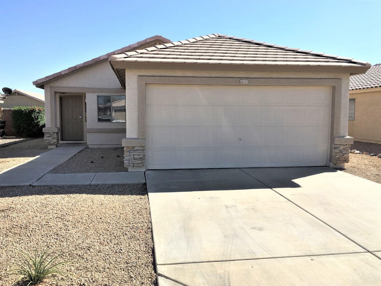 Front of 15717 W Lundberg St, Surprise, AZ