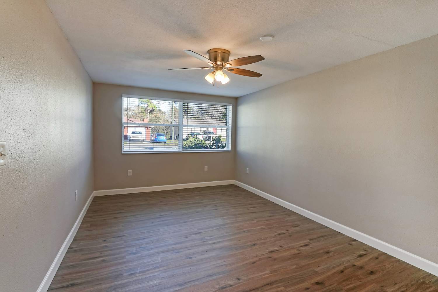 15723 Sea Pines Dr, Hudson photo 20
