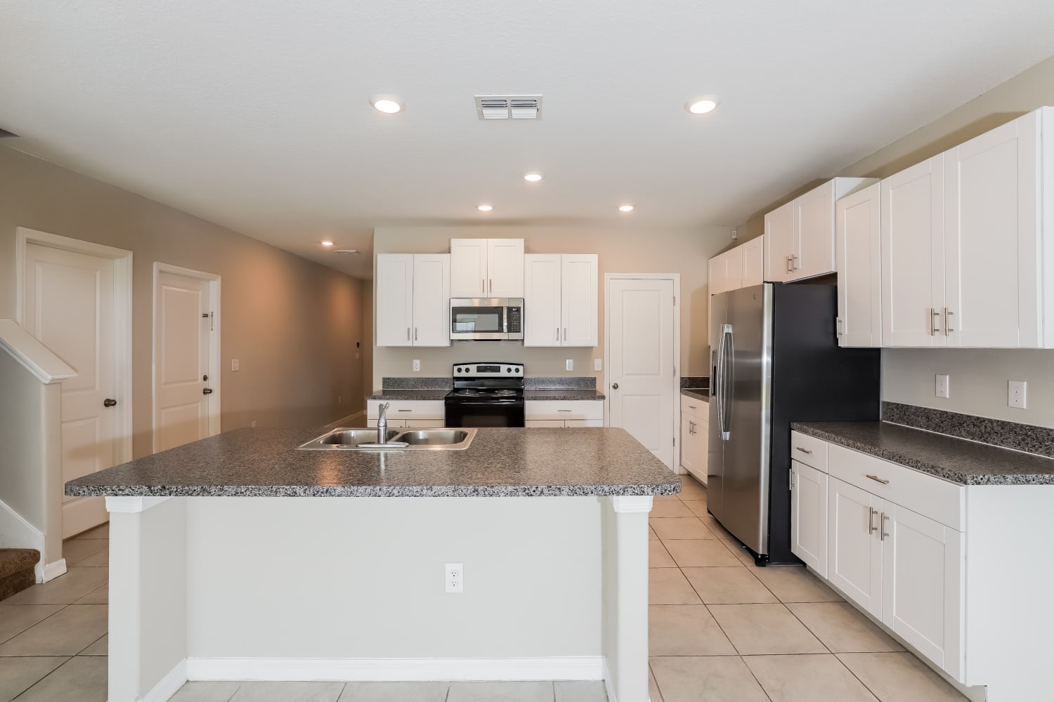 1580 Blue Rose Dr, Ruskin photo 6