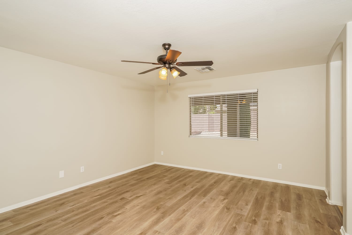 15890 W Pima Street, Goodyear photo 7