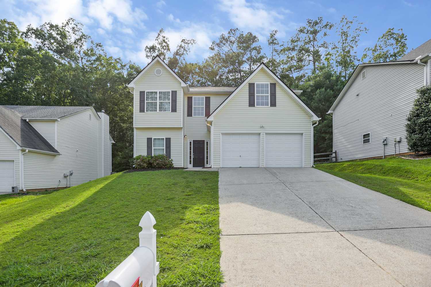 Front of 159 Hawthorn Dr, Dallas, GA