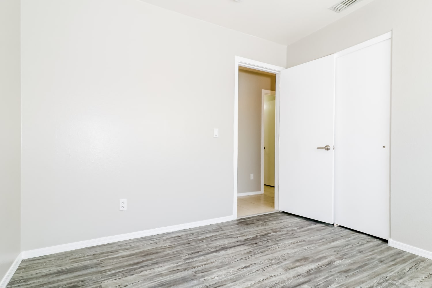 15901 W Elm Street, Surprise photo 10