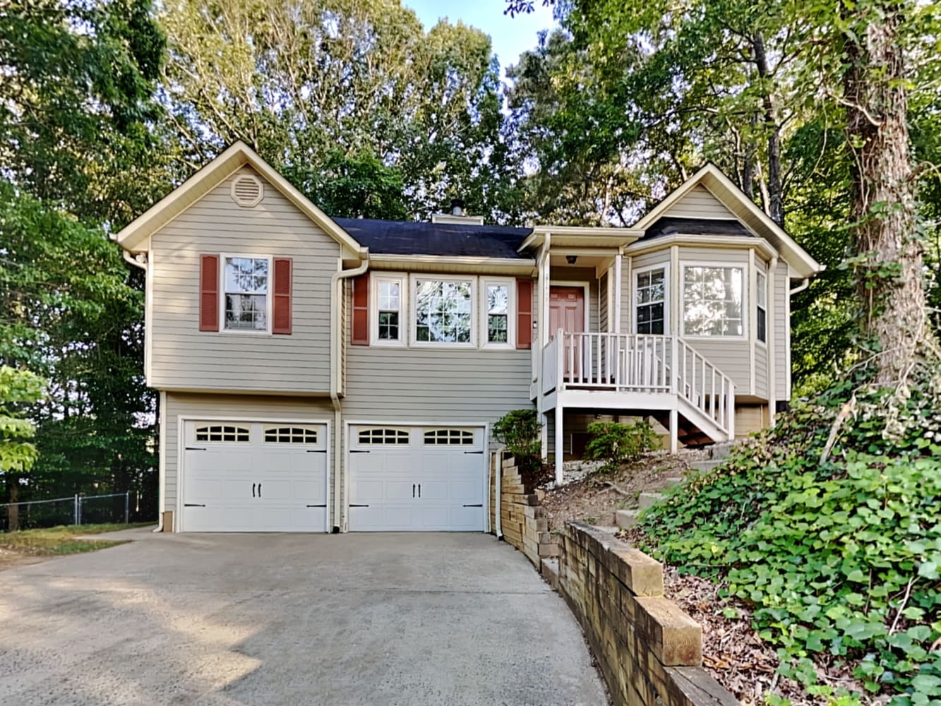 Front of 1593 Kimberly Pl, Canton, GA