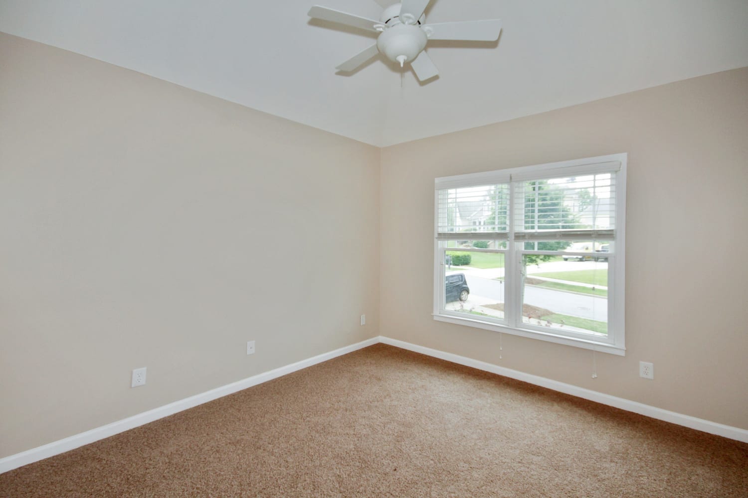 1597 Trilogy Park Dr, Hoschton photo 10