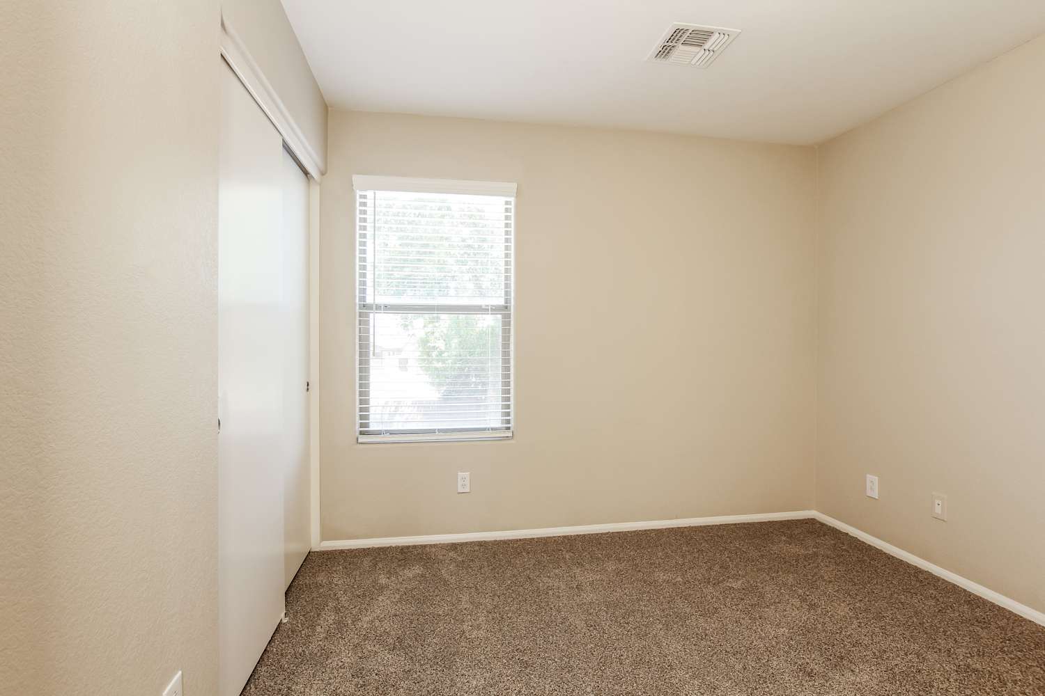 15986 W Durango St, Goodyear photo 13
