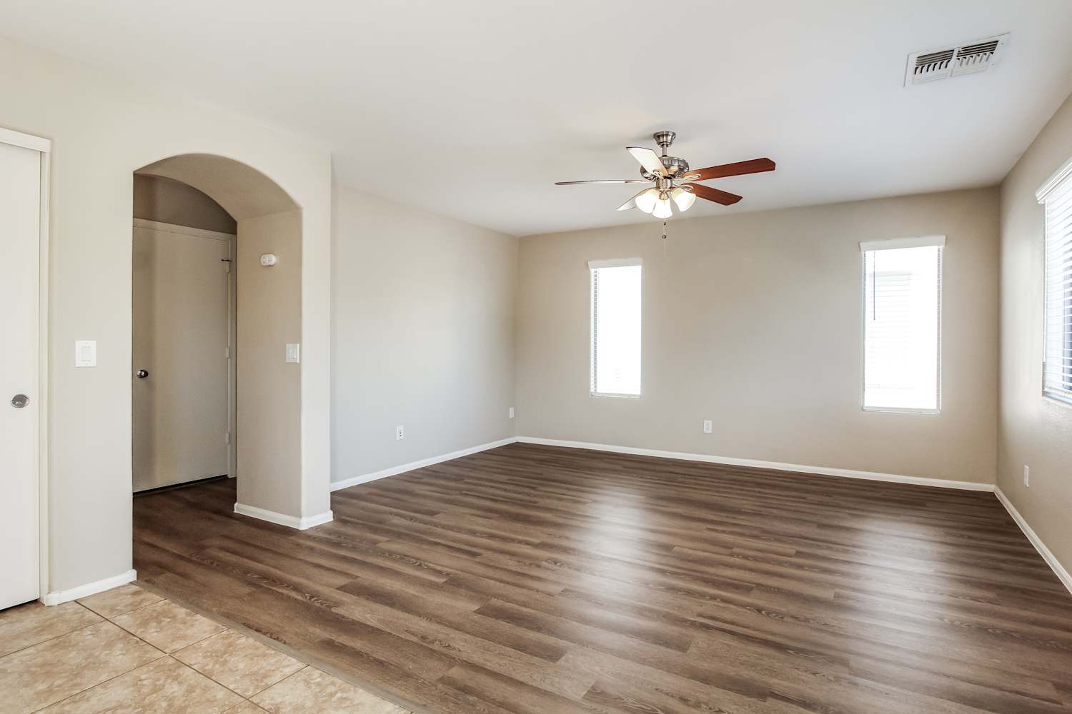 15986 W Durango St, Goodyear photo 7
