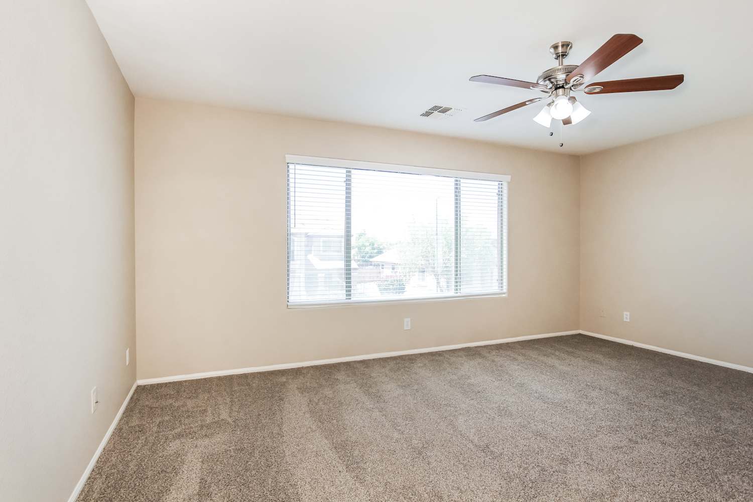 15986 W Durango St, Goodyear photo 9