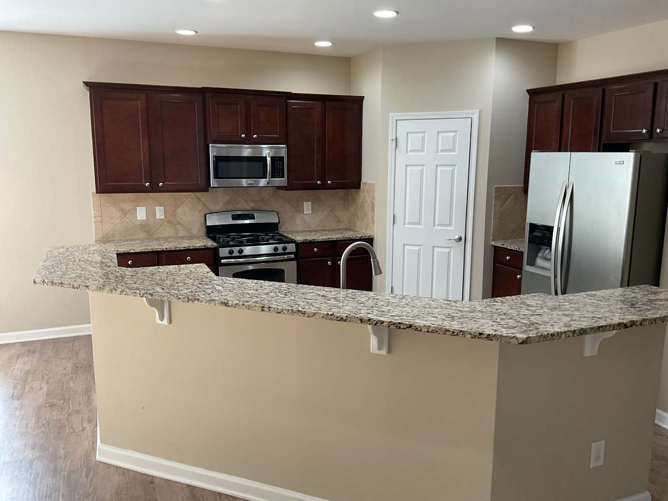 160 Edgewater Trl, Canton photo 7