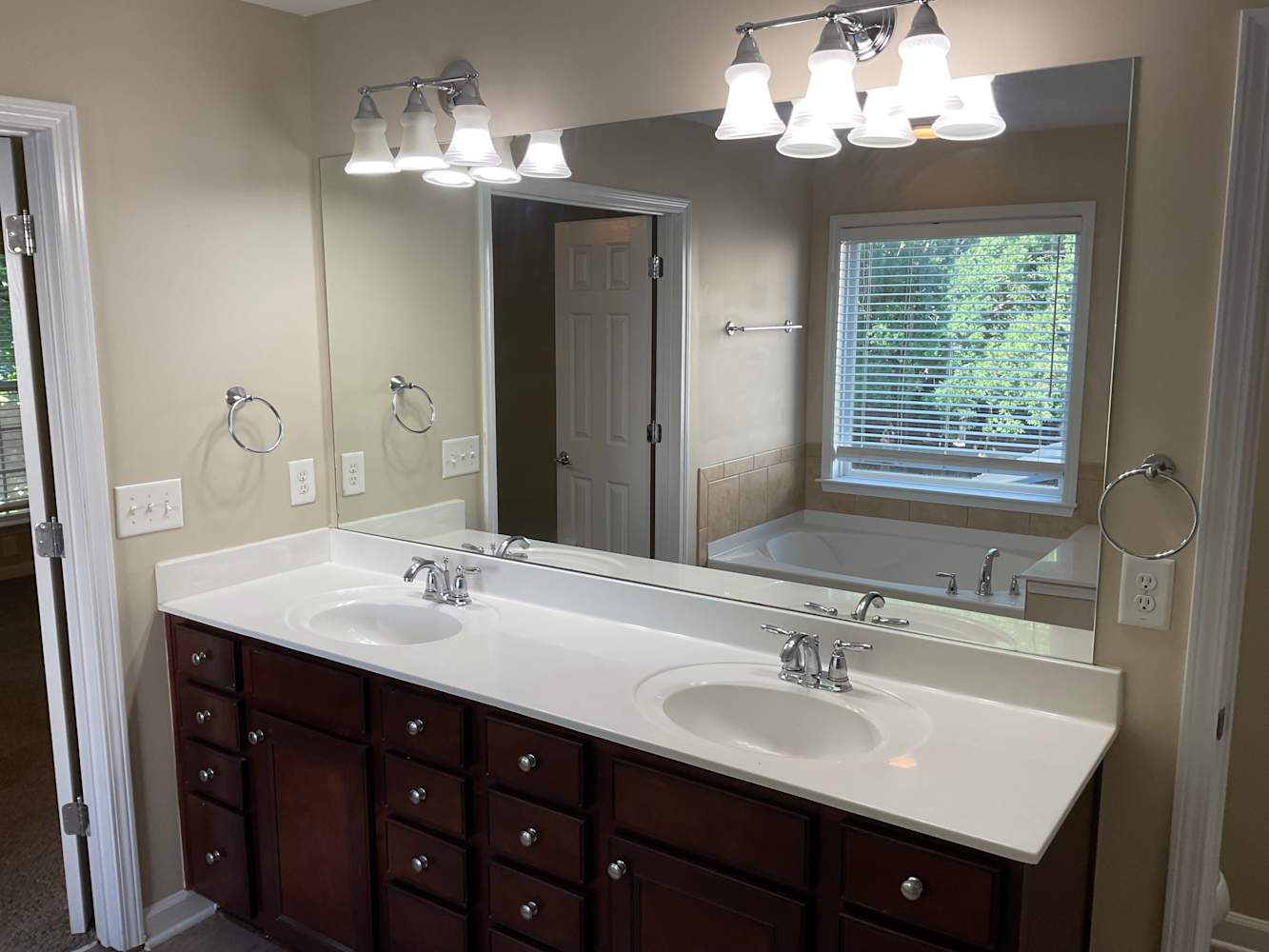 160 Edgewater Trl, Canton photo 16