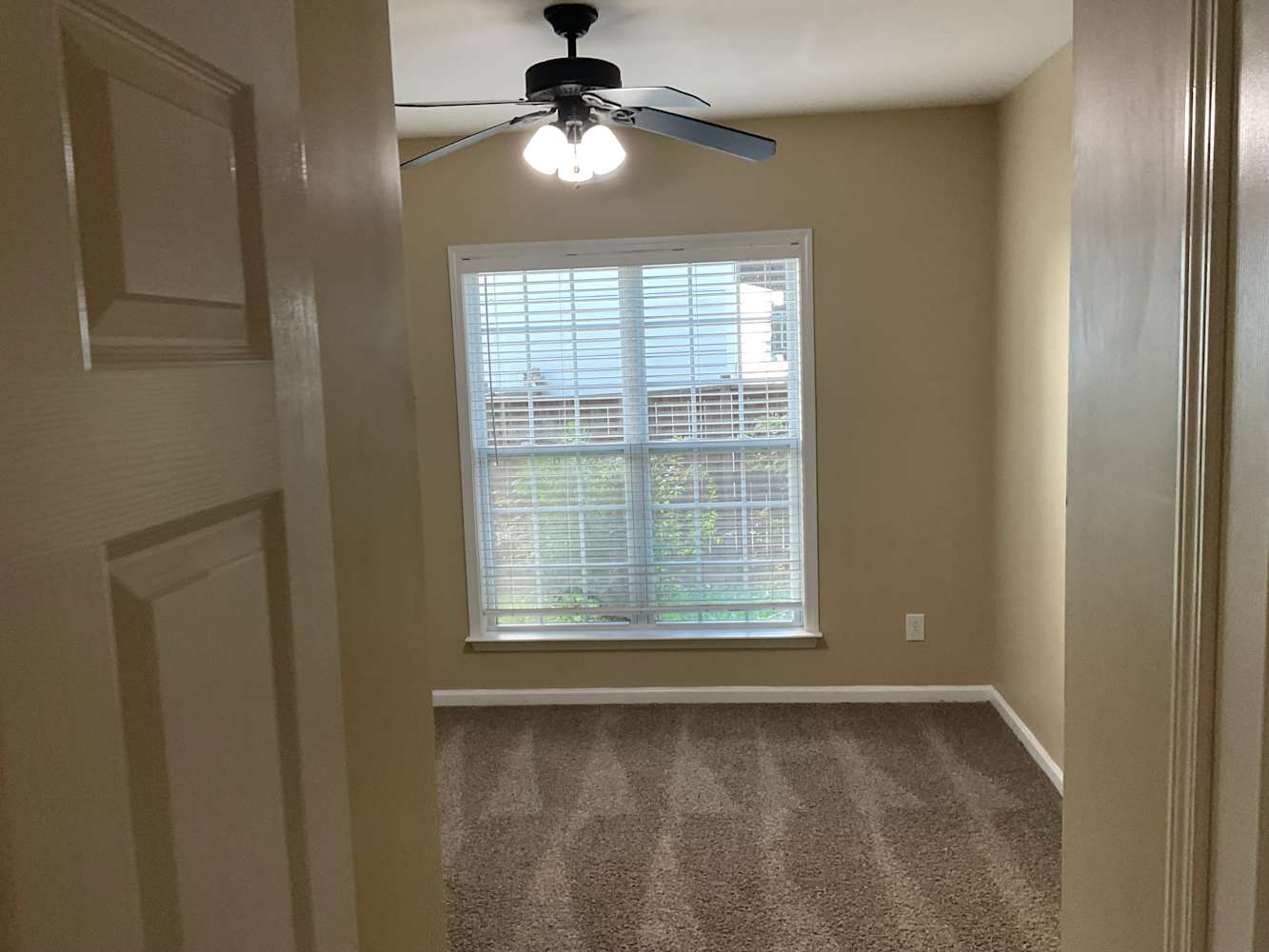 160 Edgewater Trl, Canton photo 12