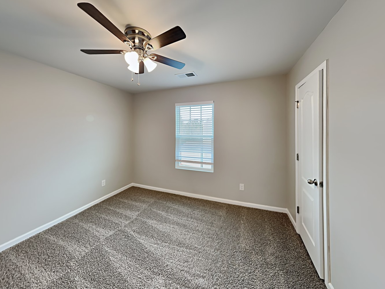 160 Silver Oak Cir, Rockwell photo 18