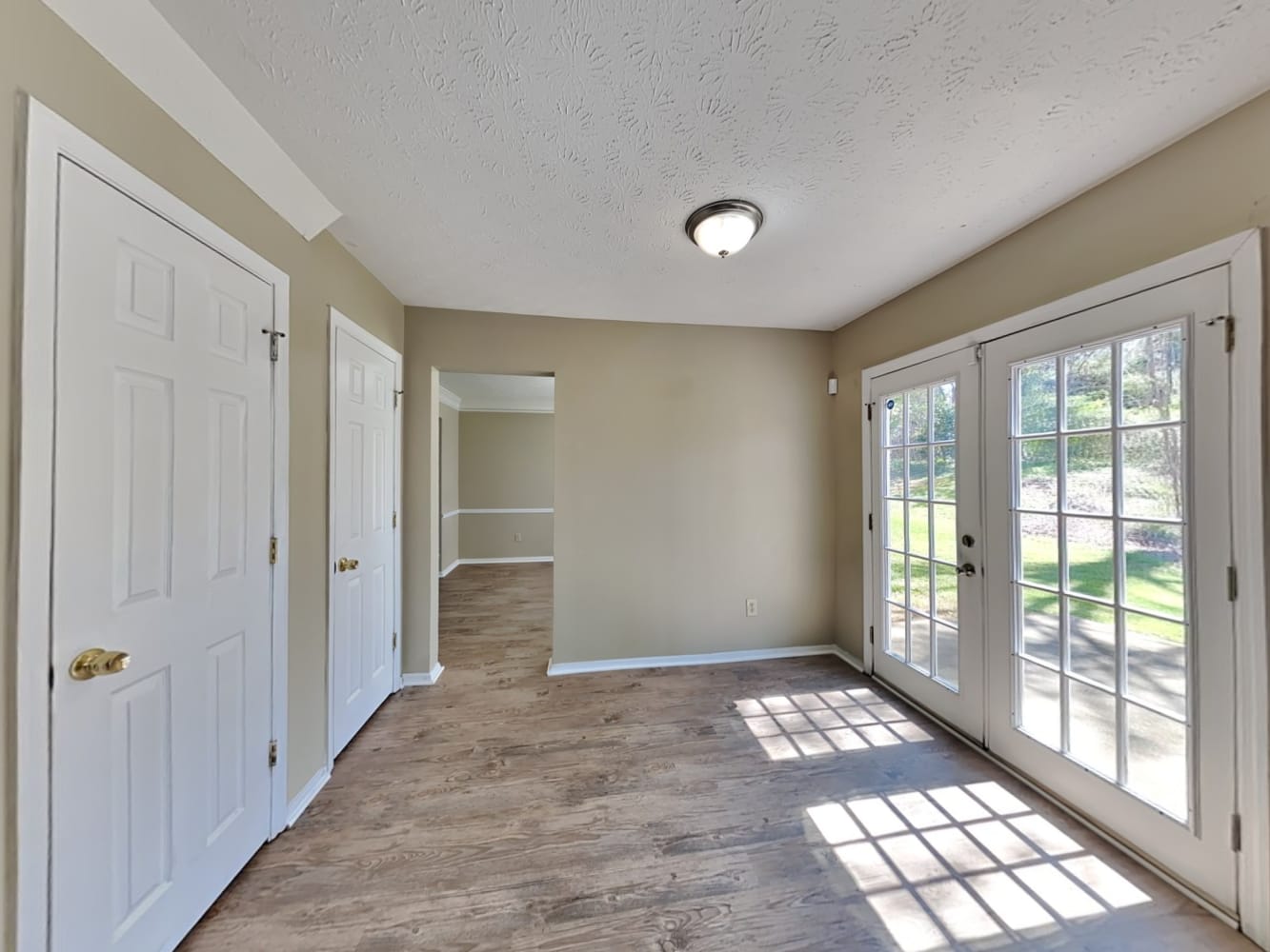 1600 Kennons Hill Ct, Stone Mountain photo 9