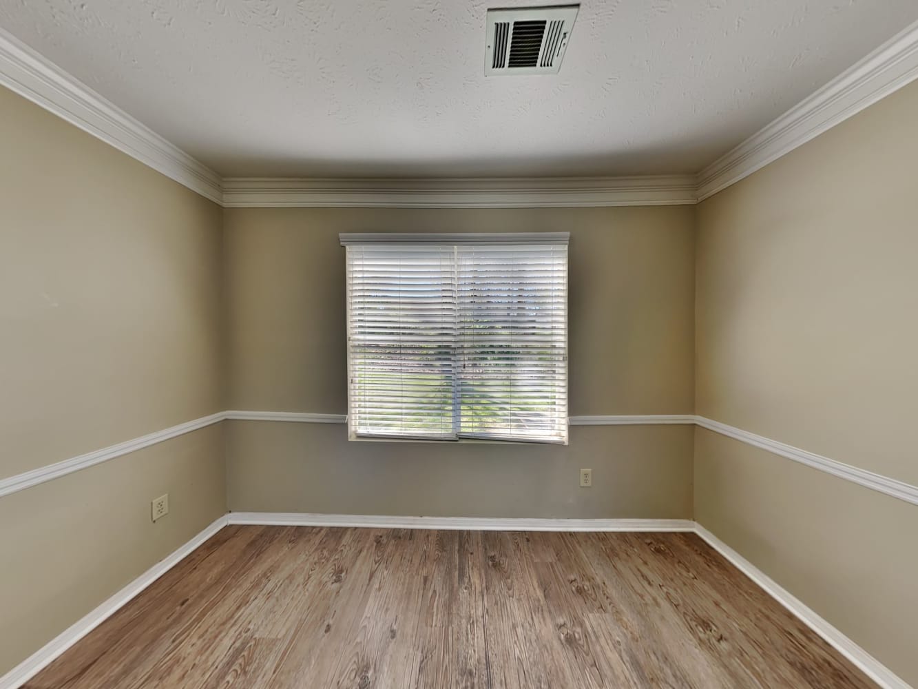 1600 Kennons Hill Ct, Stone Mountain photo 5