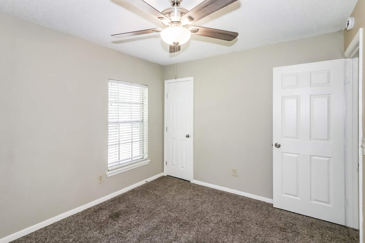 16011 Sweetwater Creek Dr, Houston photo 9