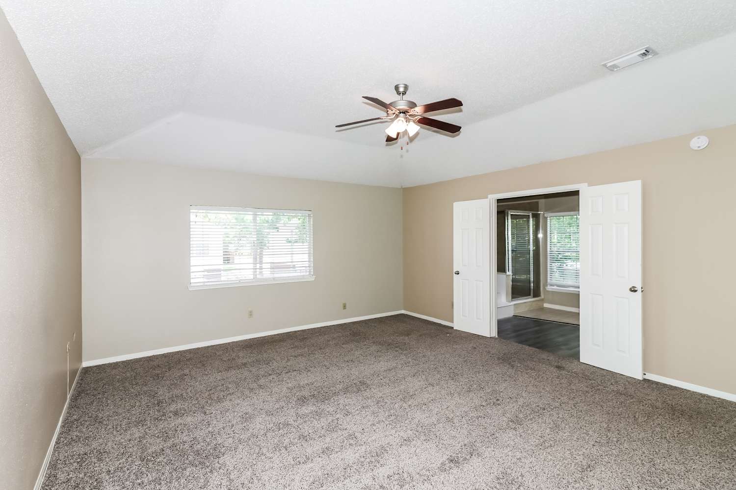 16011 Sweetwater Creek Dr, Houston photo 12