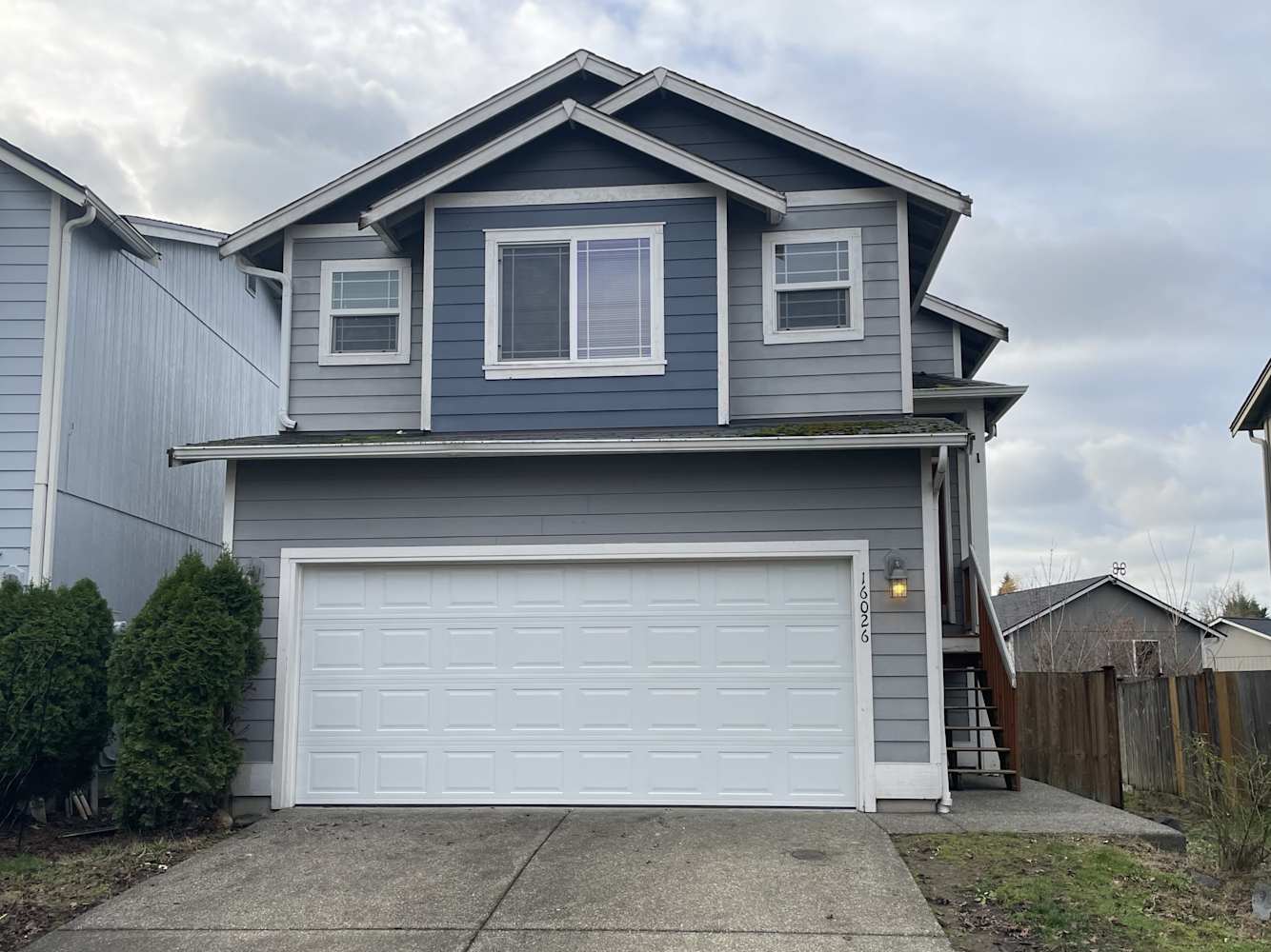 Front of 16026 89th Ave E, Puyallup, WA