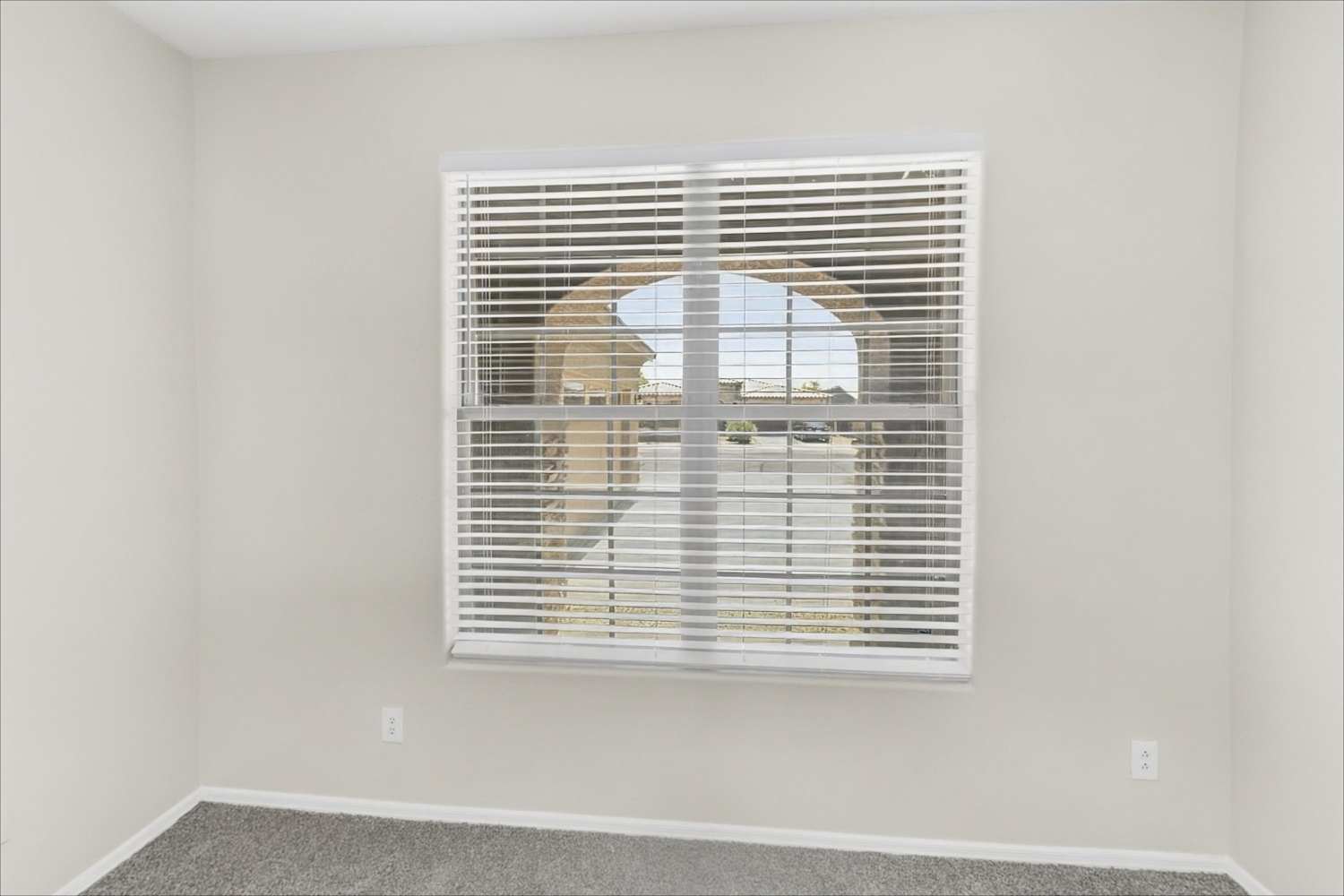 16042 West Hualapai St, Goodyear photo 15