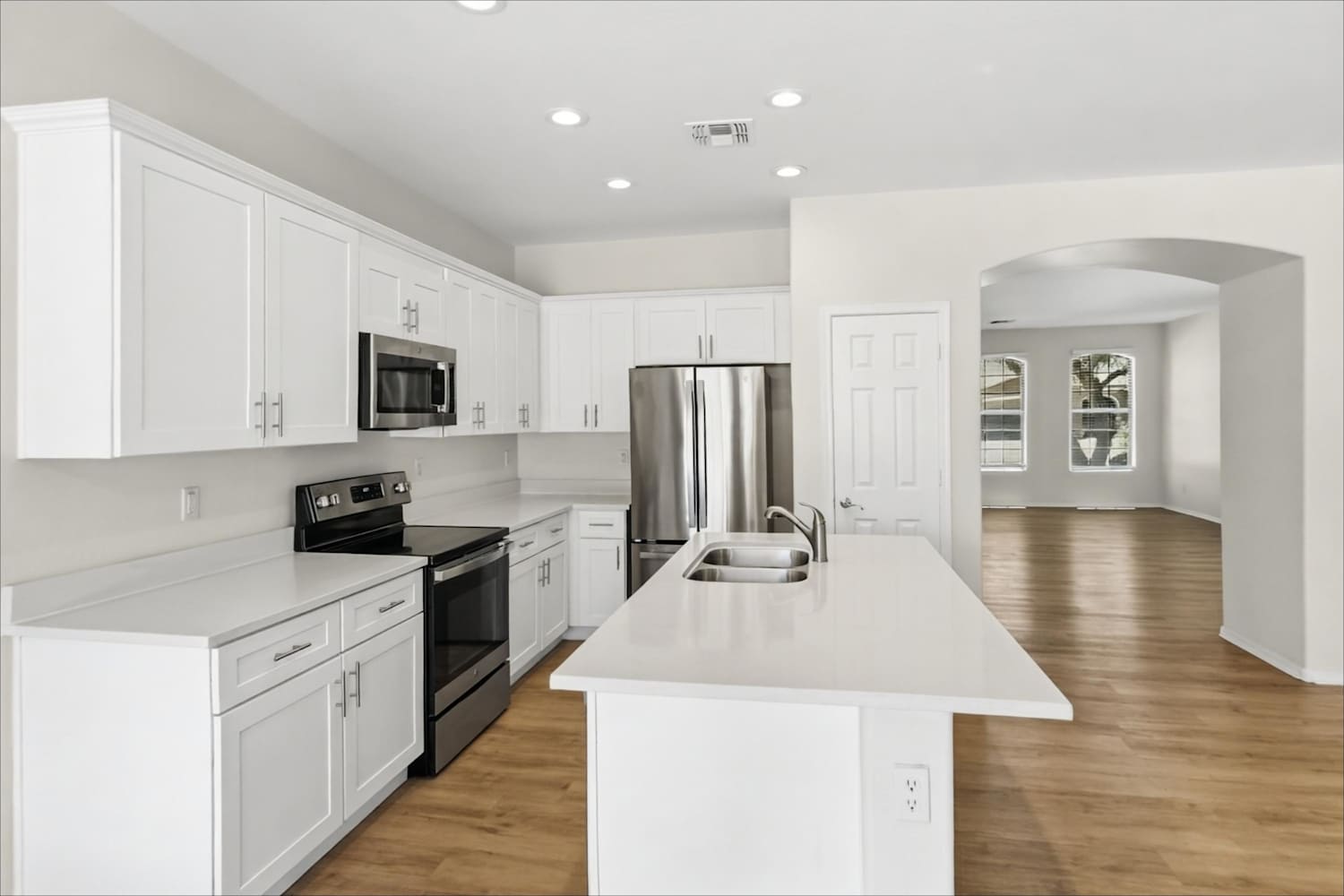 16042 West Hualapai St, Goodyear photo 9