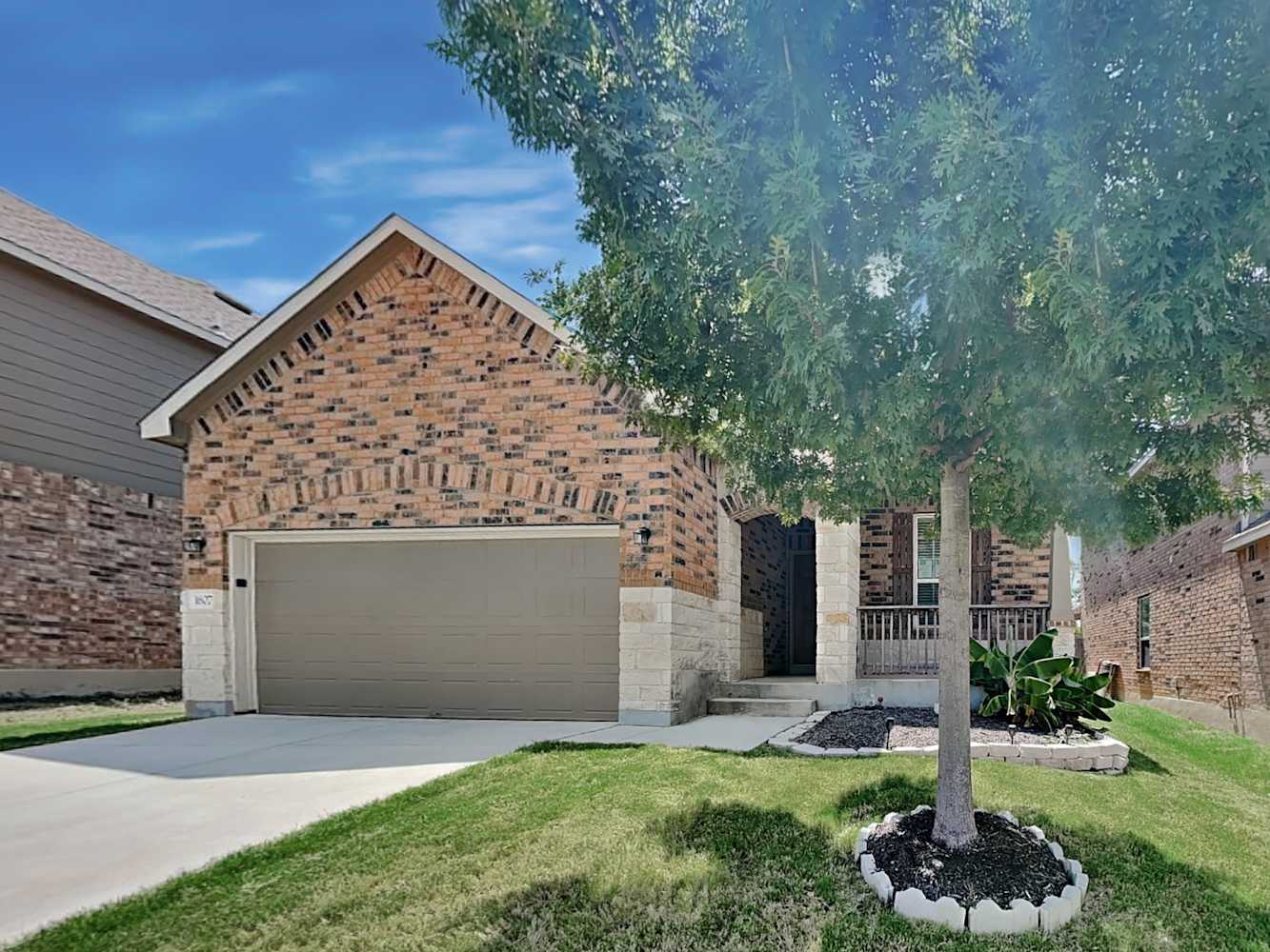 1607 Crown Daisy, San Antonio photo 1