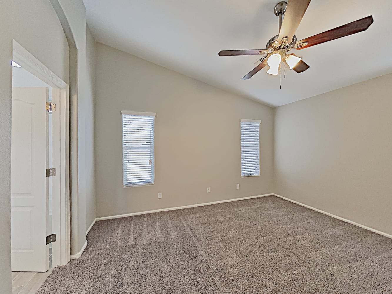 16097 W Kendall St, Goodyear photo 12