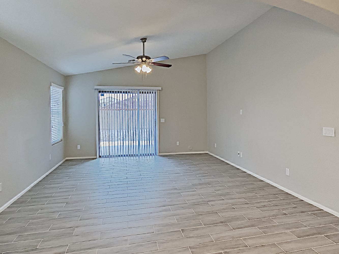 16097 W Kendall St, Goodyear photo 6