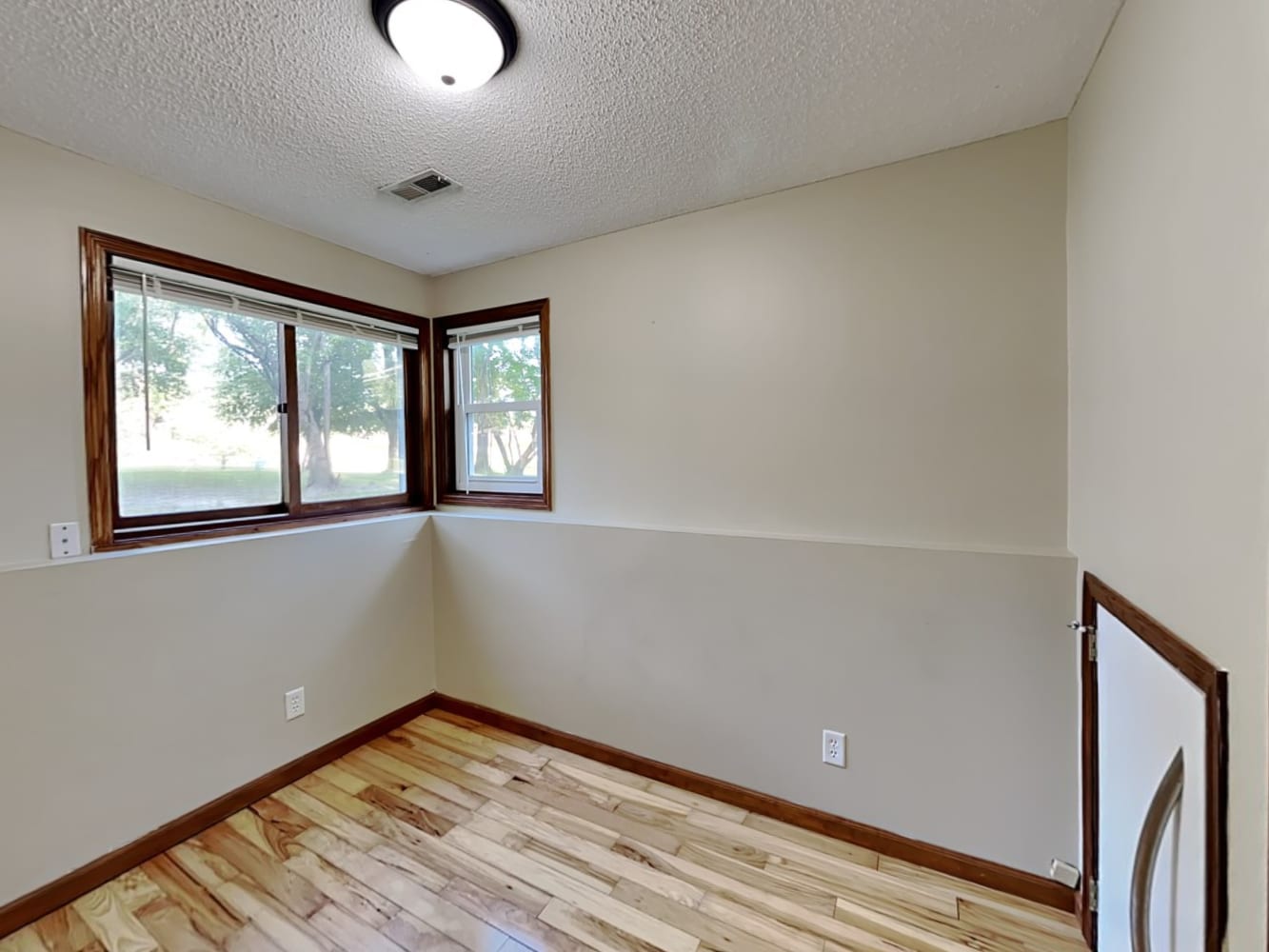 1610 9th St, White Bear Lake photo 12