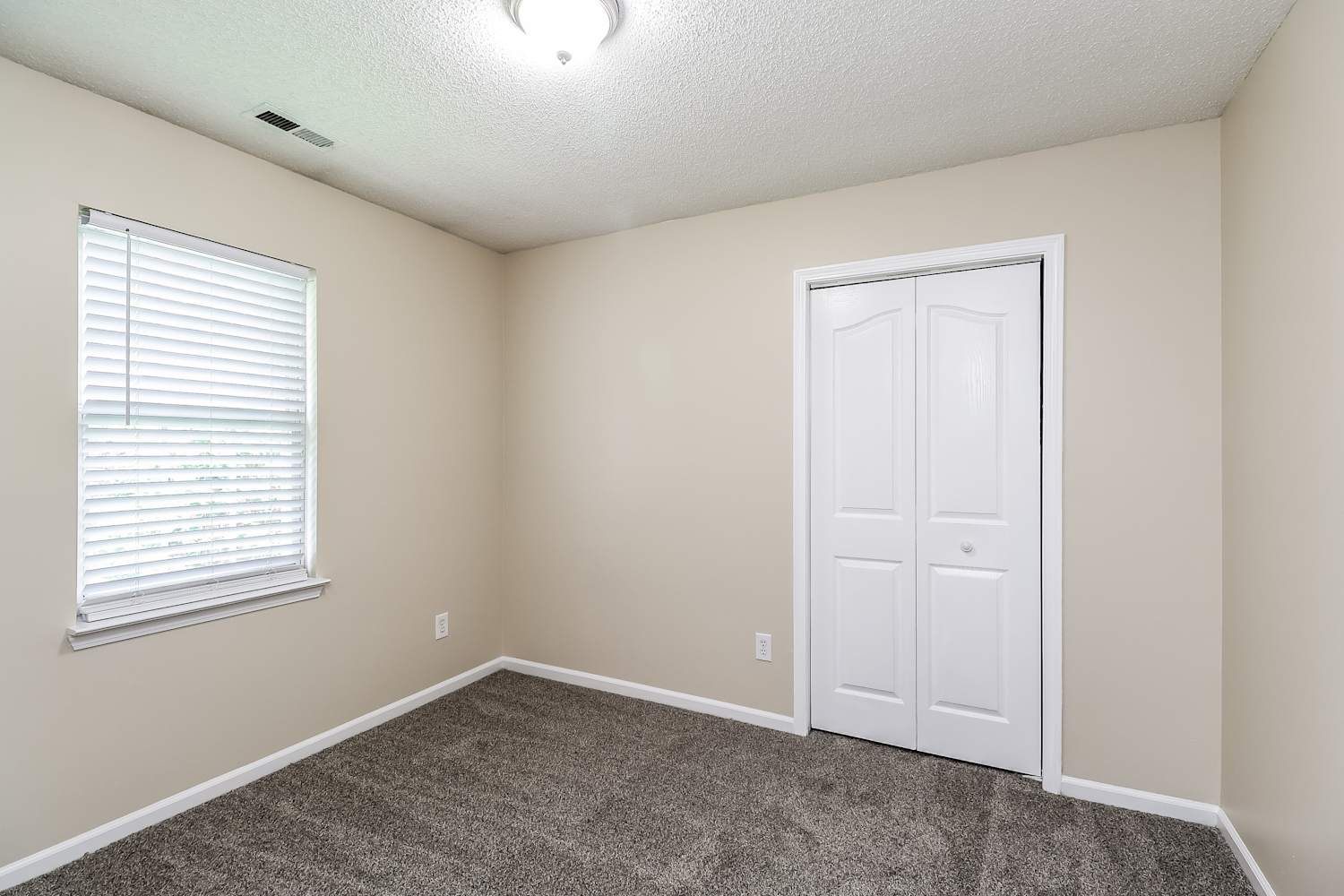 16108 Wrights Ferry Rd, Charlotte photo 14