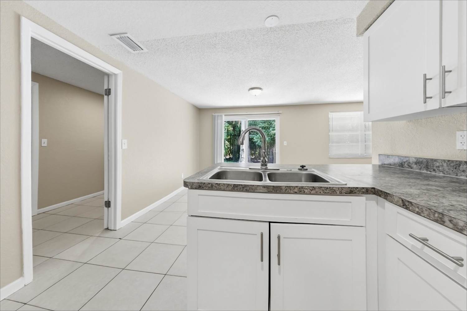 16123 Sandcrest Way, Tampa photo 8