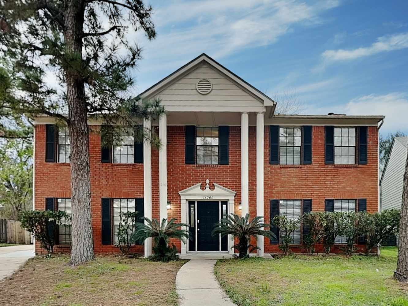 16206 Elm Point Ct, Houston photo 1