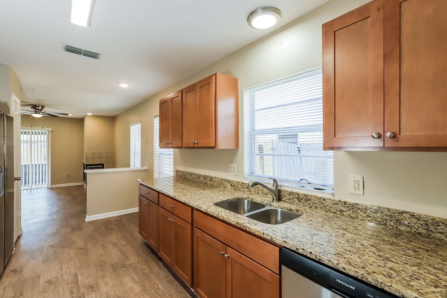 1624 Gardner Dr, Lutz photo 7