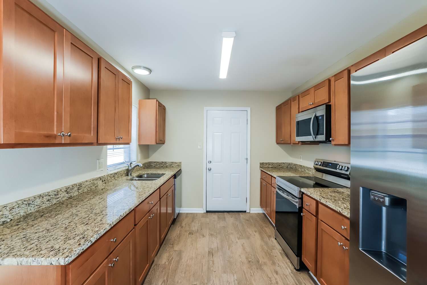 1624 Gardner Dr, Lutz photo 6
