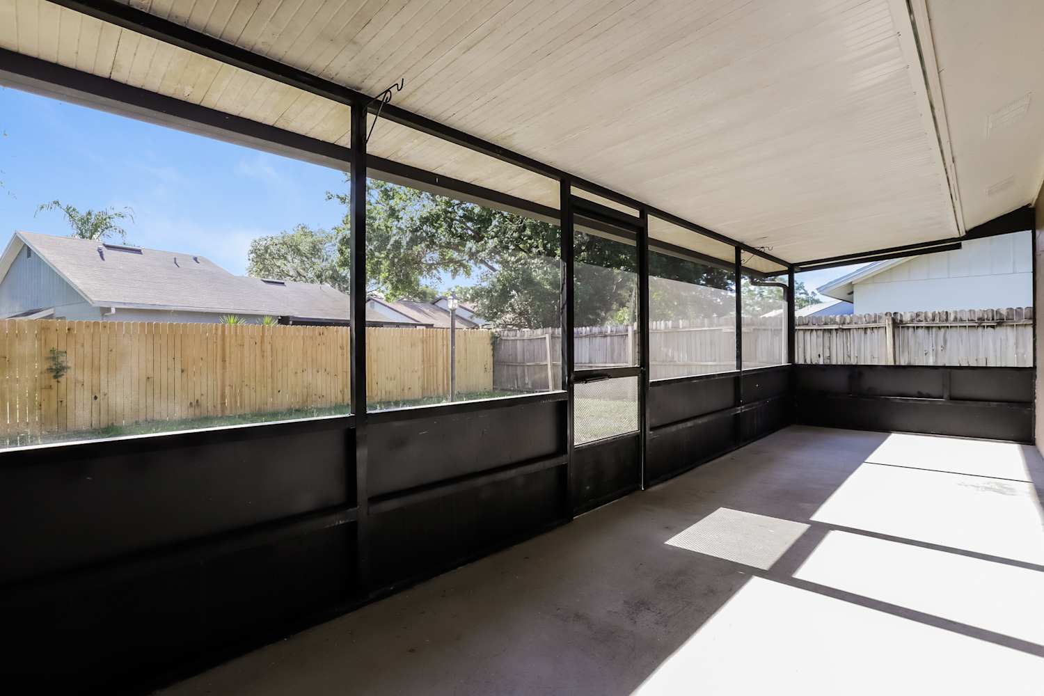 1624 Gardner Dr, Lutz photo 15