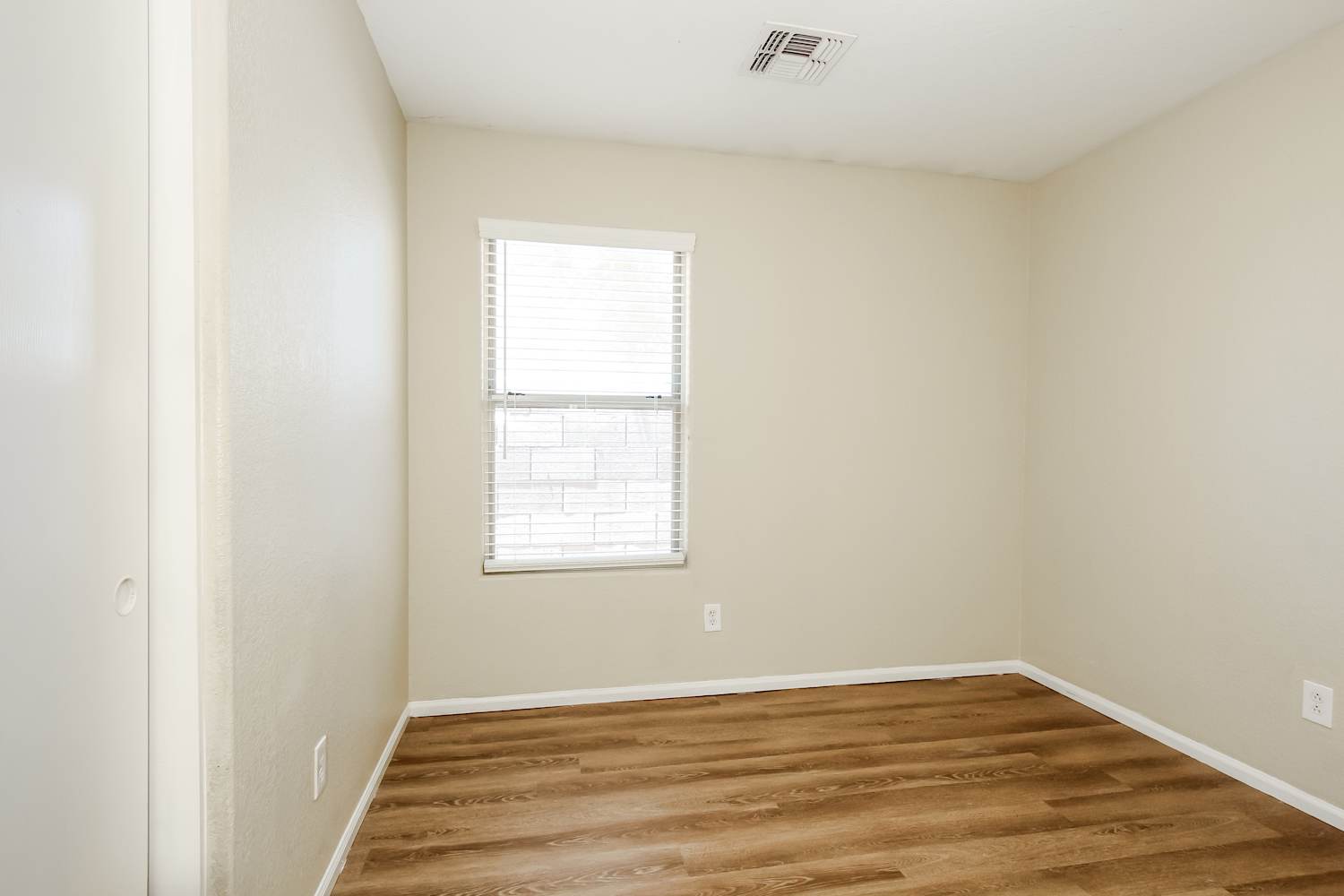 16255 W Moreland St, Goodyear photo 11