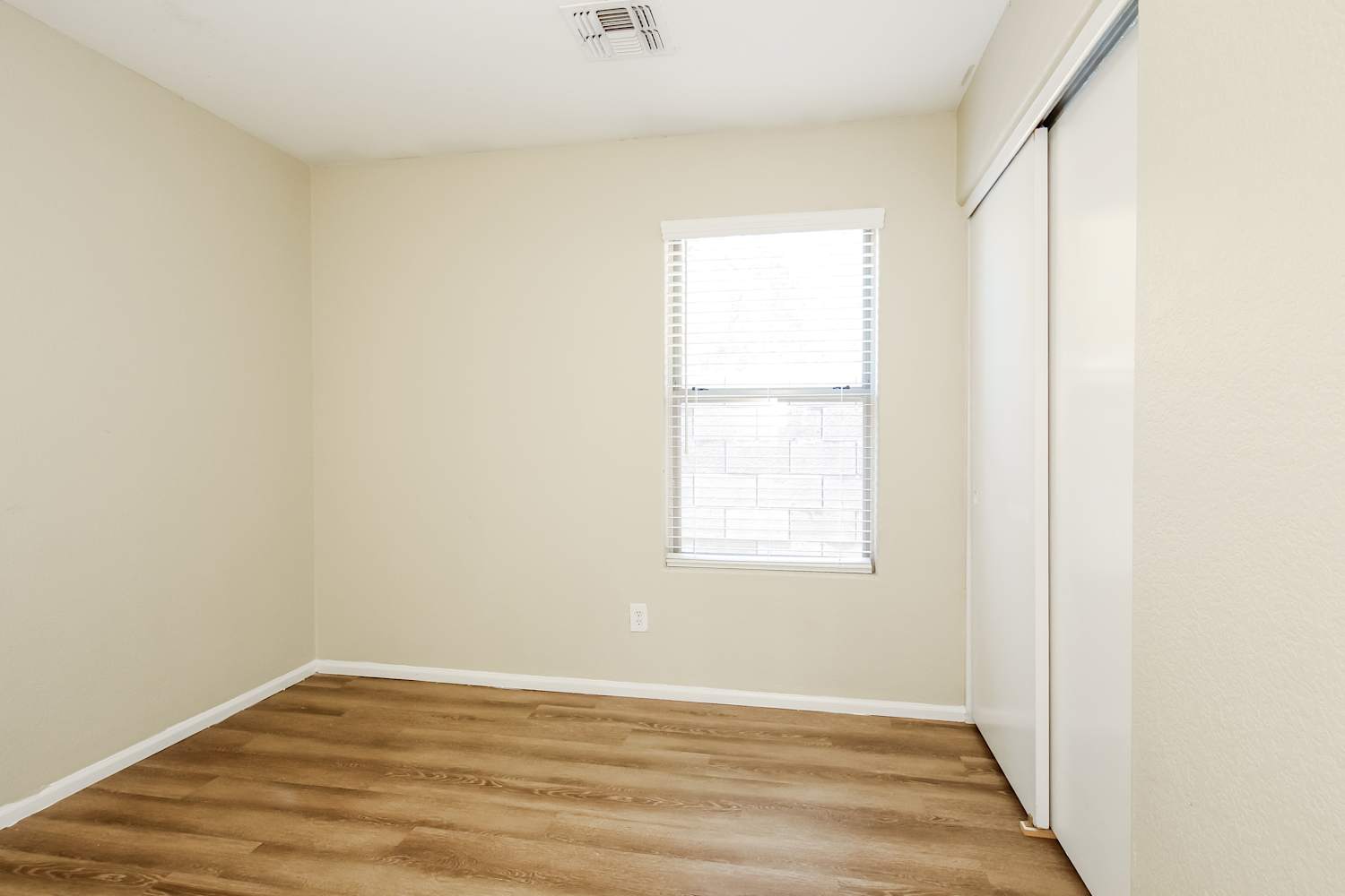 16255 W Moreland St, Goodyear photo 12