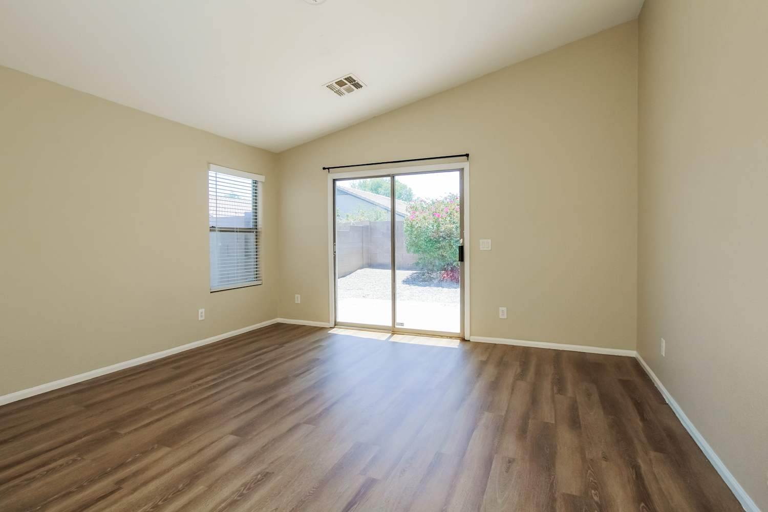 16255 W Moreland St, Goodyear photo 6