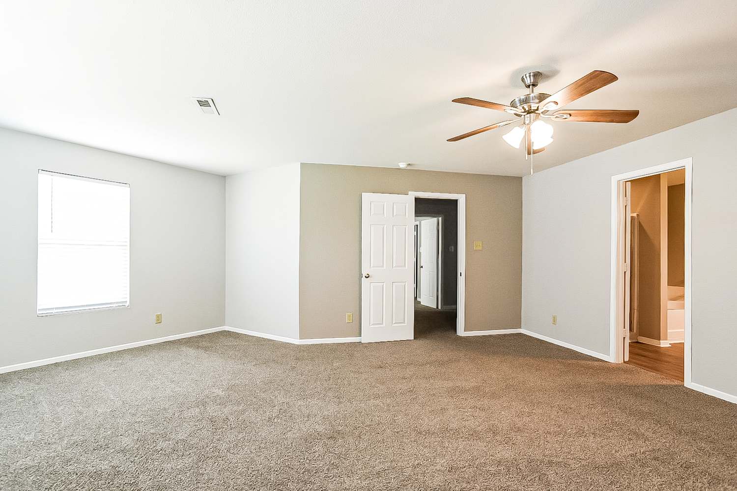 1628 Bray Dr, Charlotte photo 10
