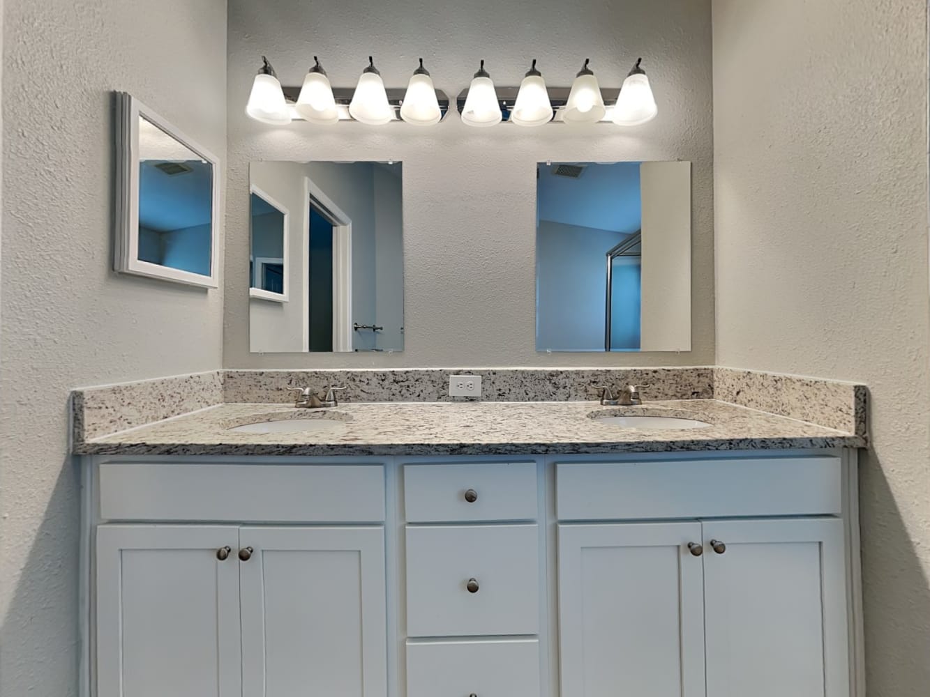 1629 Maximilian Dr, Wesley Chapel photo 14