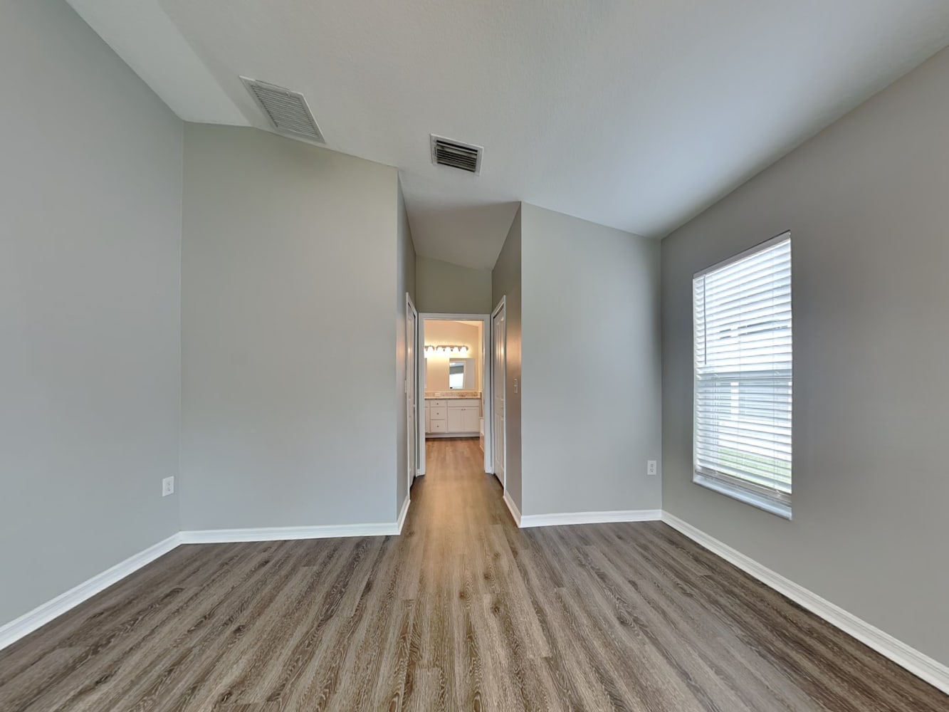 1629 Maximilian Dr, Wesley Chapel photo 10