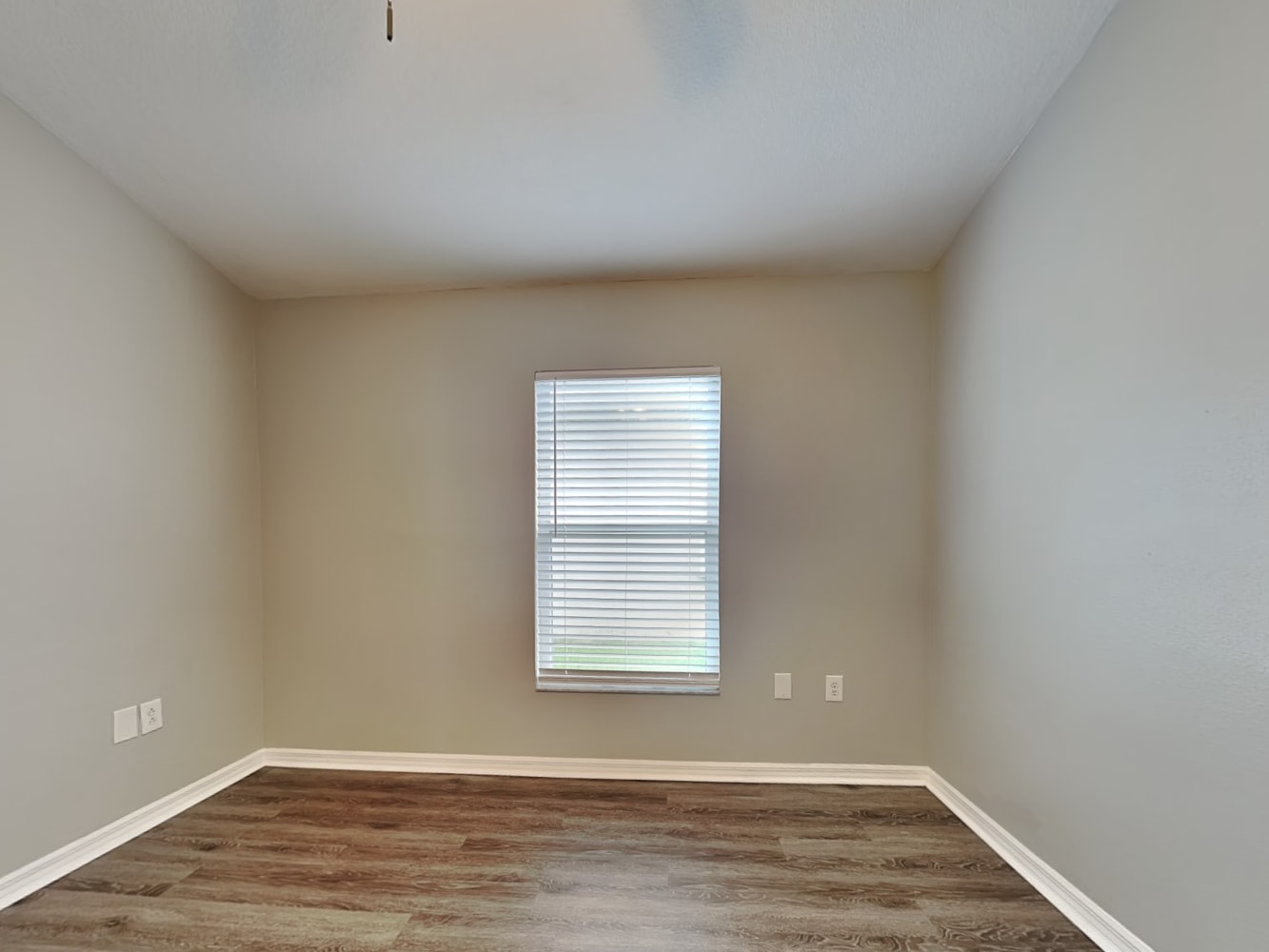 1629 Maximilian Dr, Wesley Chapel photo 13