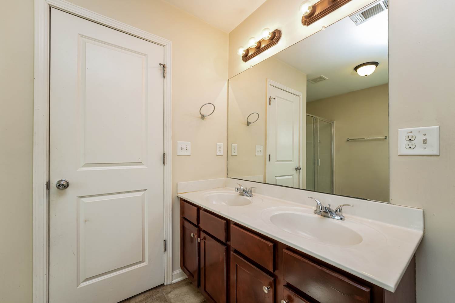 1632 Ewing Farm Dr, Loganville photo 13