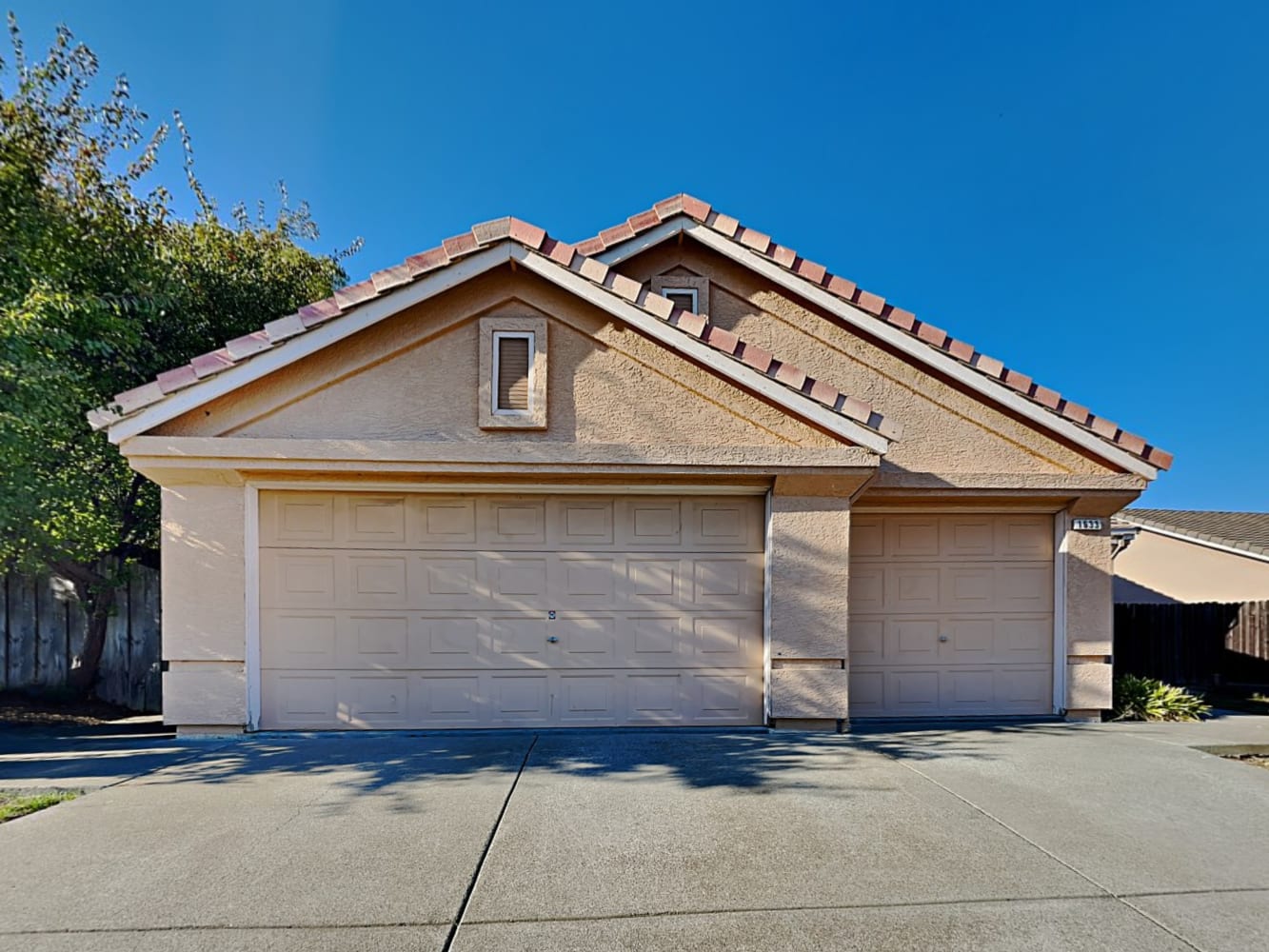 Front of 1633 Northwood Dr, Fairfield, CA