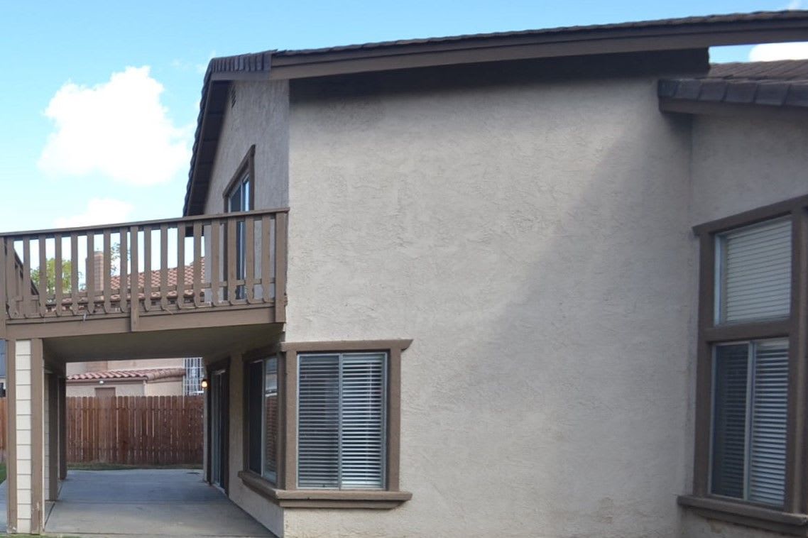 16371 Hazelwood Ct, Moreno Valley photo 8