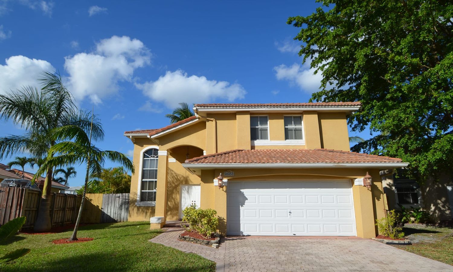 16372 SW 93rd St, Miami photo 1