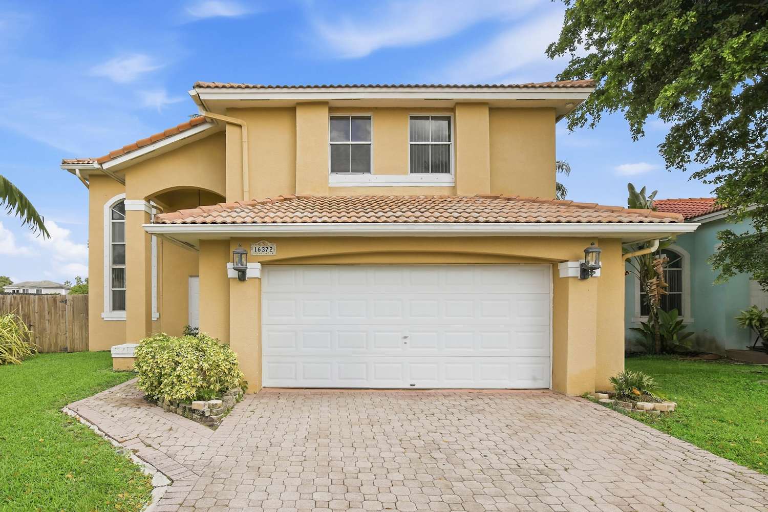 Front of 16372 SW 93rd St, Miami, FL